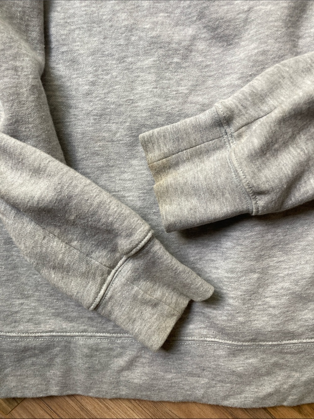The North Face Hoodie Women’s Large - Picture 4 of 4